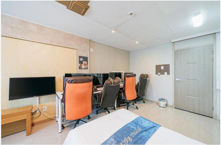 R&T Hotel Jeju Dış mekan fotoğraf
