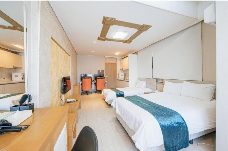 R&T Hotel Jeju Dış mekan fotoğraf