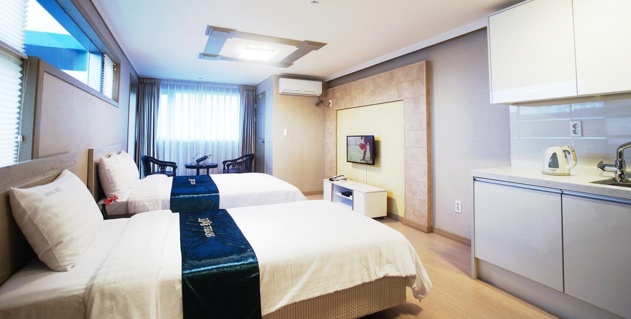 R&T Hotel Jeju Dış mekan fotoğraf
